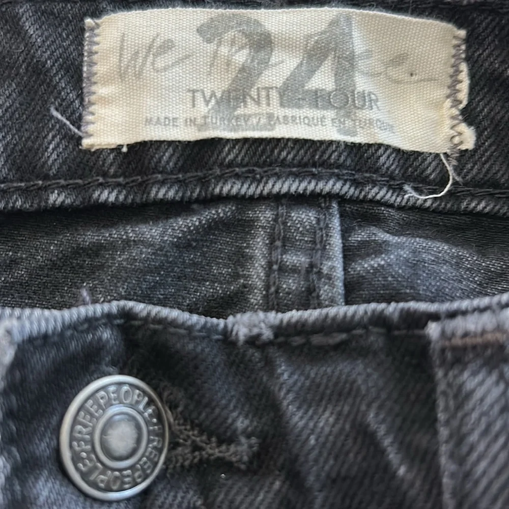 NWT we the Free people Tapered baggy boyfriend black ripped distressed jeans 24
